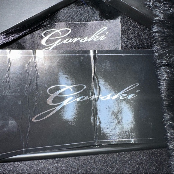 GORSKI NWT Fur Cashmere Paisley Black Reversible Cape - Picture 2 of 11